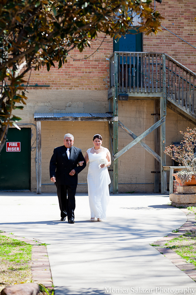 Times Ten Cellars Wedding | Annisa & Jason | Fort Worth Wedding Photography